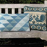 triangles in blues with Shalimar 01